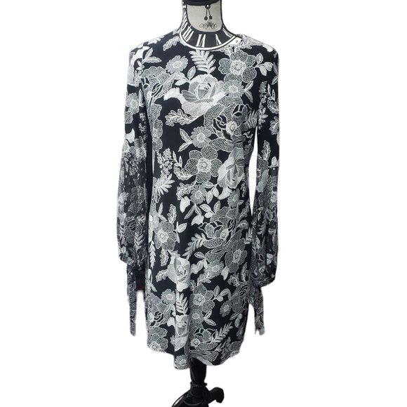 Tommy Hilfiger Dresses & Skirts - Tommy Hilfiger women's size 6 Black and White Dress NWT